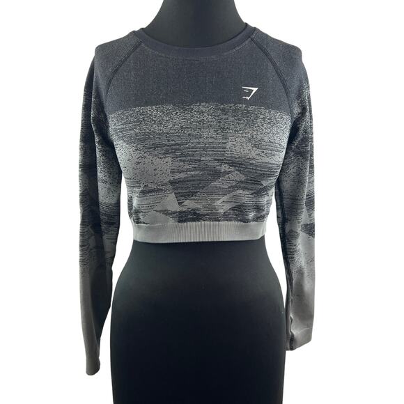 GymShark Adapt Ombre Crop Top Gray Long Sleeve Sweat-Wicking Pullover Size L - Picture 1 of 9